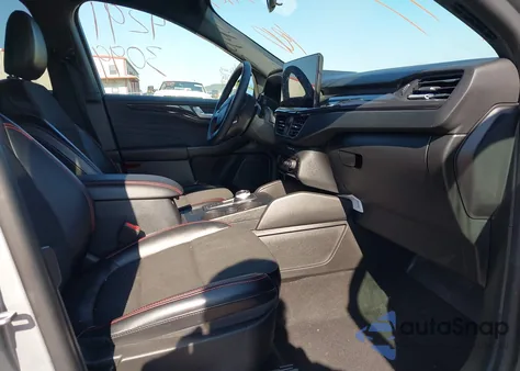 2023 Ford Escape St-Line из США, поврежденный, VIN 1FMCU9MN0PUA13079